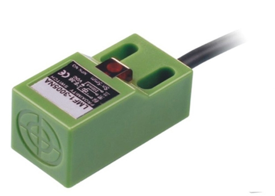 Miniature High Temperature Proximity Sensor Inductive Square ABS Resin Shell