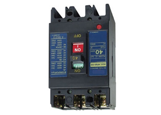 Steady 3P MCCB Molded Case Circuit Breaker Reliable 950V 12.5A -1250A