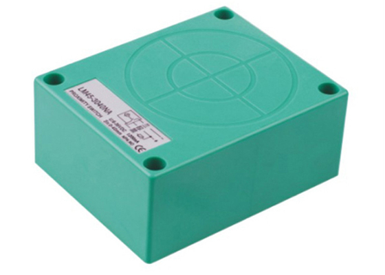 Plastil PNP Inductive Proximity Sensor For Bottle Lid / Robot Arm Location Detection